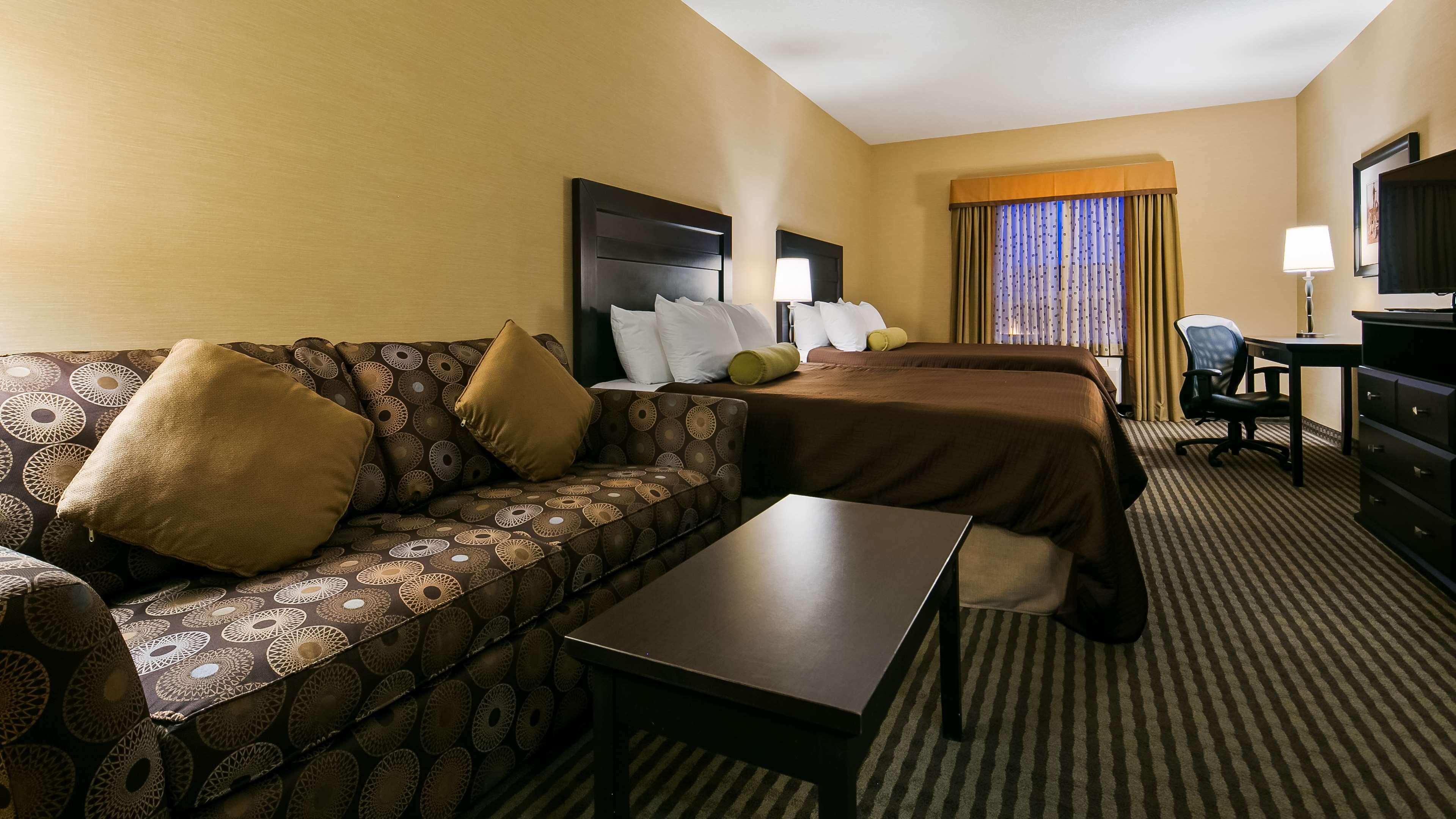Best Western Sunrise Inn & Suites Stony Plain Exterior photo